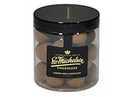 Lakrids med chokolade og lakridspulver