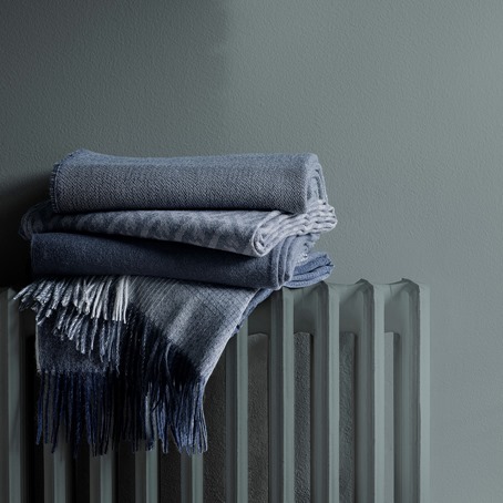 5701311975005 - 70003 - Horizon throw - Grey 3