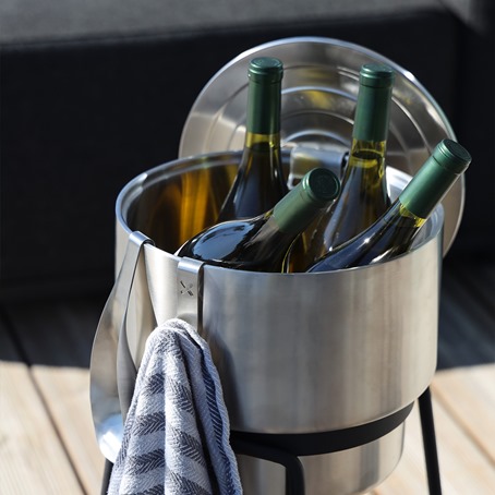 8583615_Wine-Bucket-w-Accessories-img-01
