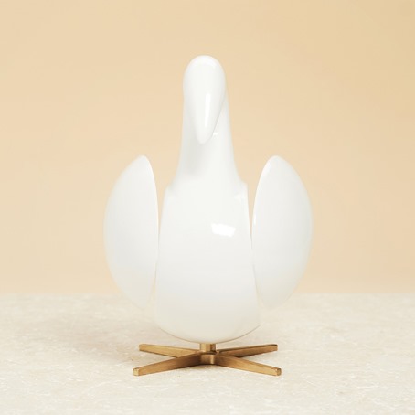 Brainchild-Svane-Figuren-Traefigur-Hvid-3