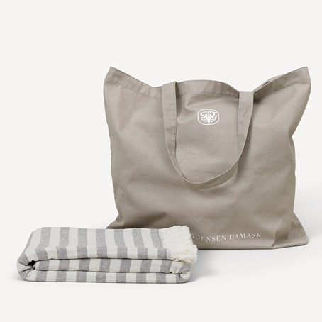 GIFT 3a-TERRA-bath towel-Grey-Canvasbag-pack