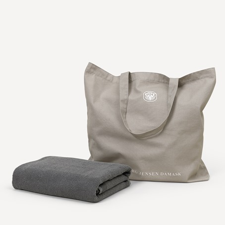 GIFT 5a-Solid-bath towel-Grey-Canvasbag-pack