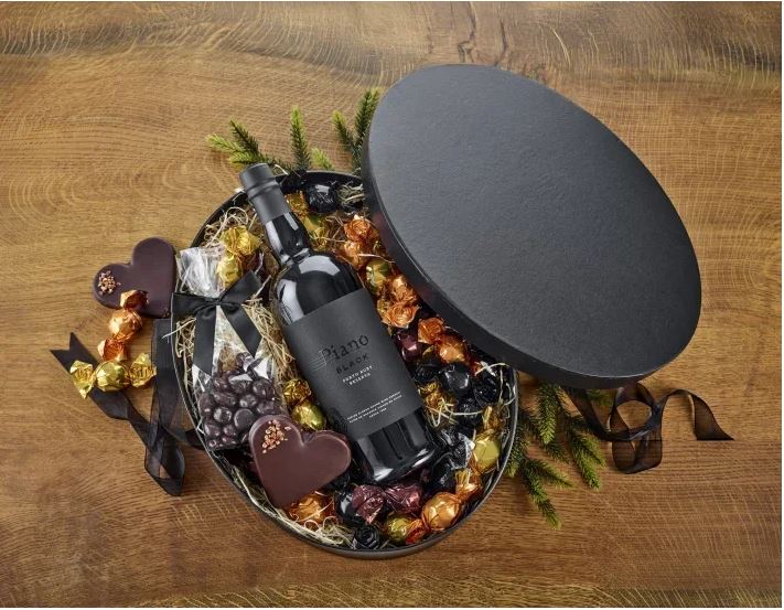  Stor Hatteæske m/Black Ruby & Chokolade - 2025
