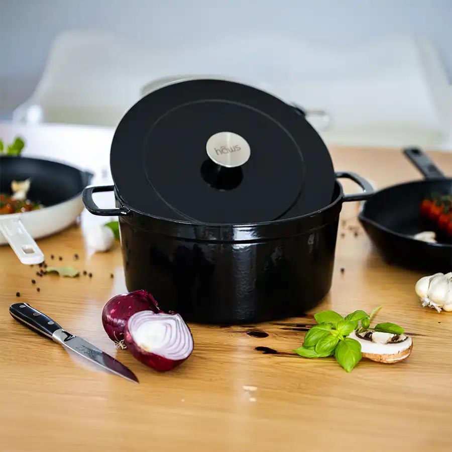 hâws santo støbejernsgryde 5,7 L, sort med sølvknop
